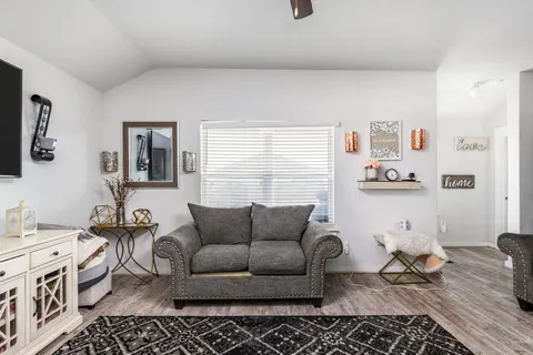 $344,900 | 126 Balsam Street, Hutto, TX 78634