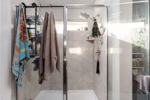 $344,900 | 126 Balsam Street, Hutto, TX 78634