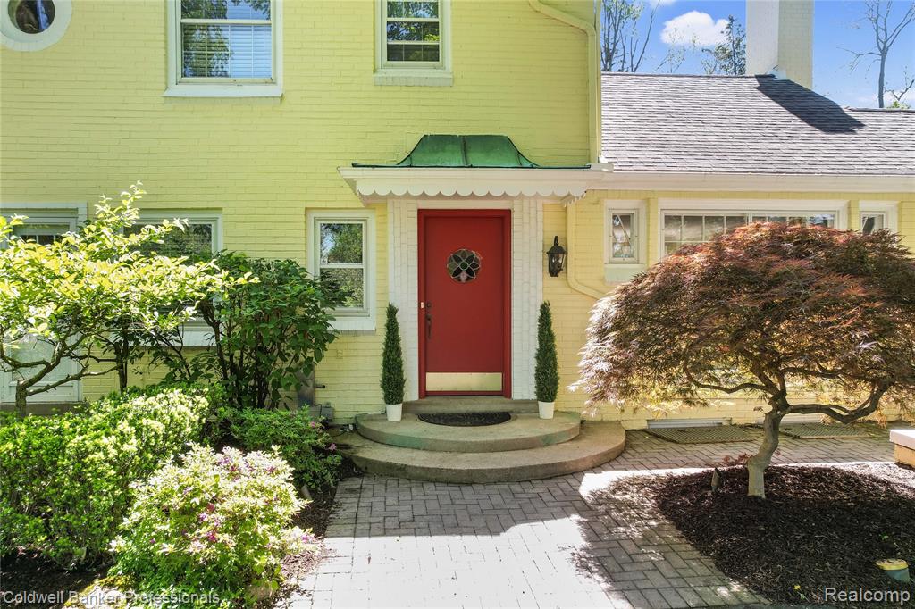 19905 Beverly Road Beverly Hills, MI 48025 - Photo 15 of 98