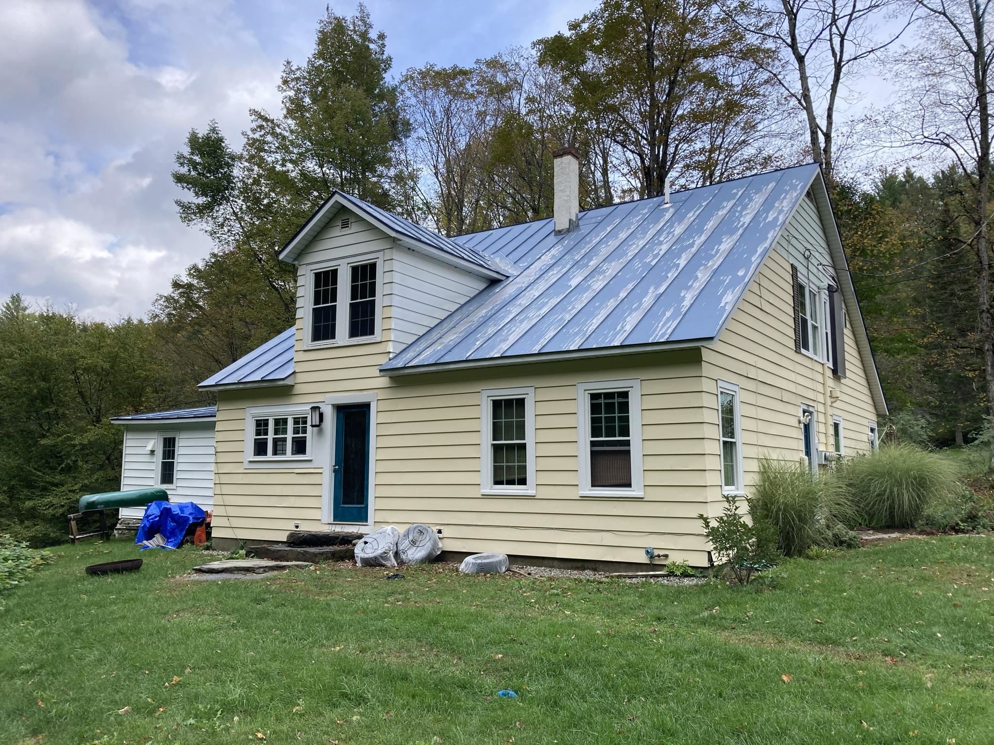 448 Bunker Hill Road Pomfret, VT 05053 - Photo 2 of 35