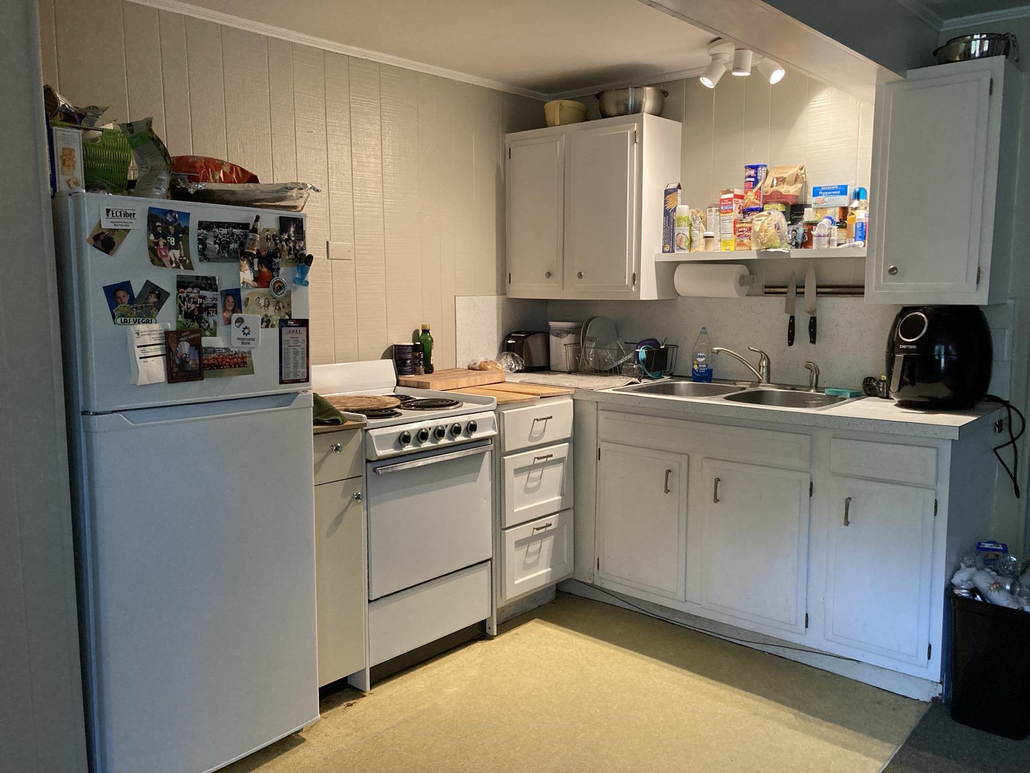 448 Bunker Hill Road Pomfret, VT 05053 - Photo 13 of 35