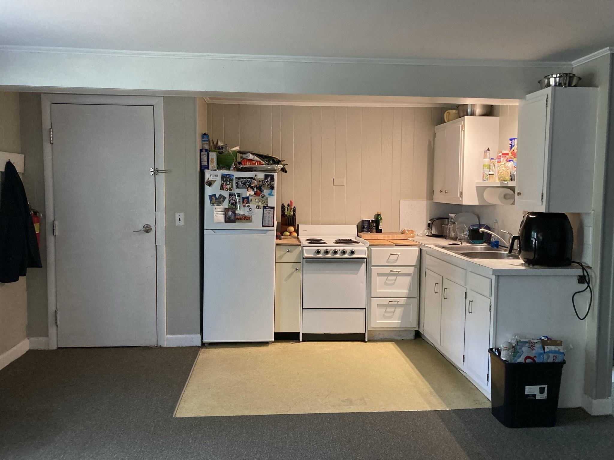 448 Bunker Hill Road Pomfret, VT 05053 - Photo 15 of 35