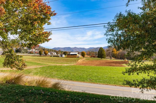 $510,000 | 92 Mountain Meadow Circle, Weaverville, NC 28787