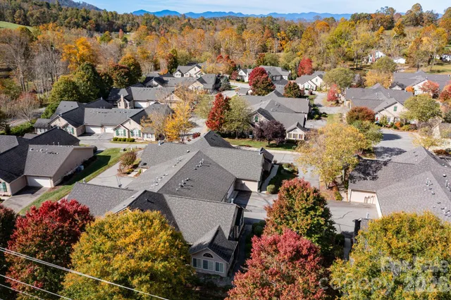 $510,000 | 92 Mountain Meadow Circle, Weaverville, NC 28787