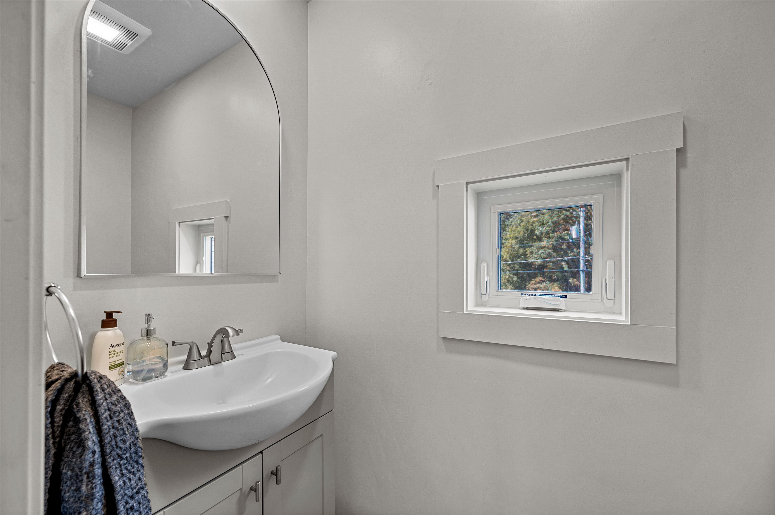 34 McHugh Road Barre Town, VT 05654 - Photo 13 of 36