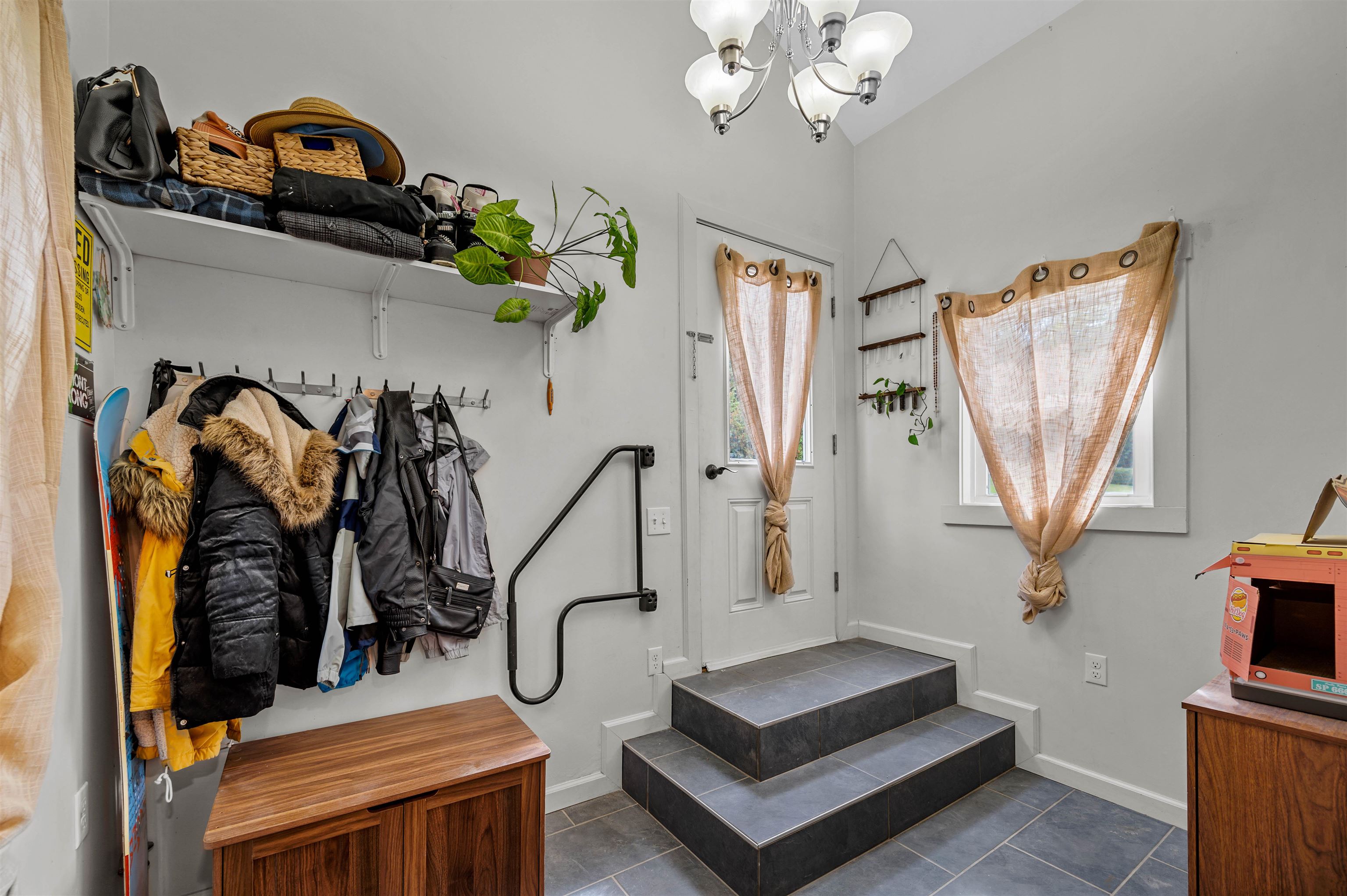 34 McHugh Road Barre Town, VT 05654 - Photo 3 of 36