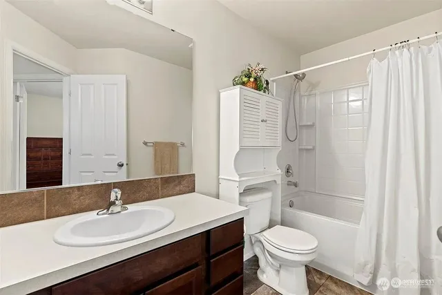 $2,998 | 1932 76th Avenue Southeast, Lake Stevens, WA 98258