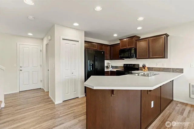 $2,998 | 1932 76th Avenue Southeast, Lake Stevens, WA 98258