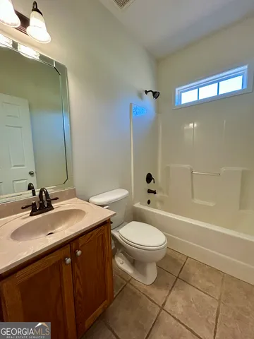 $335,000 | 234 Sedgebrooke Drive, Warner Robins, GA 31088