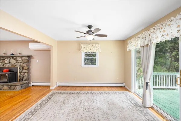 $565,000 | 2790 Salt Point Turnpike, Clinton Corners, NY 12514