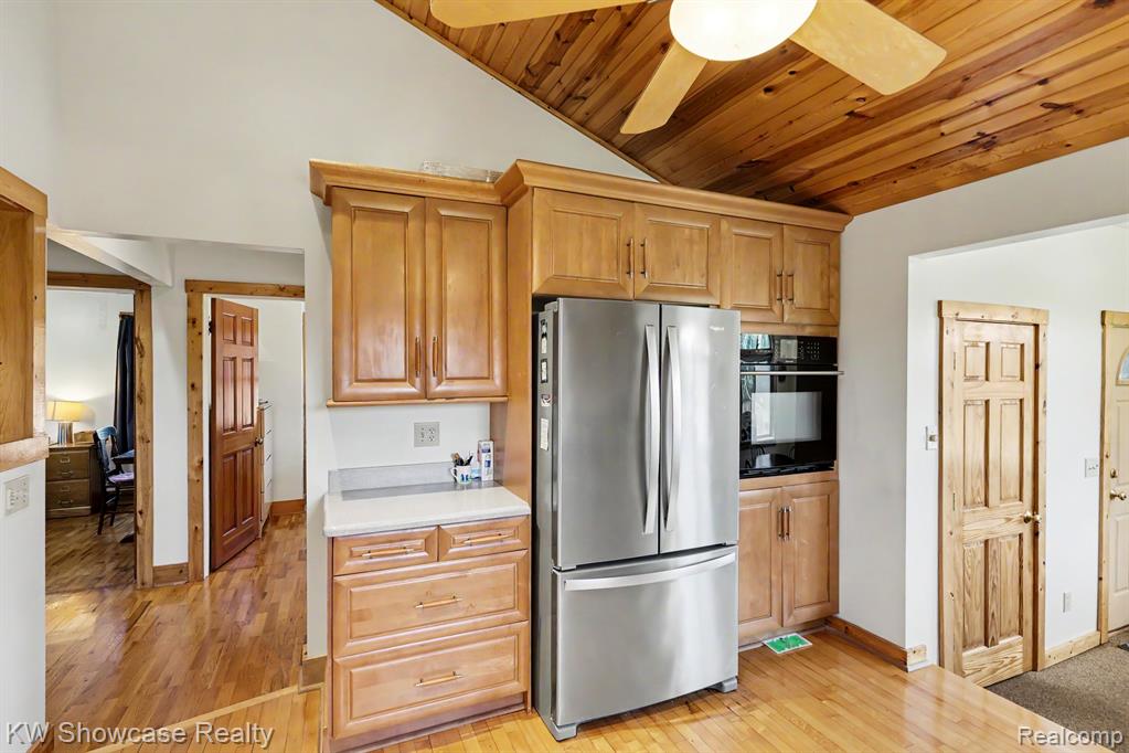 3585 East Clark Road Bath, MI 48808 - Photo 6 of 35