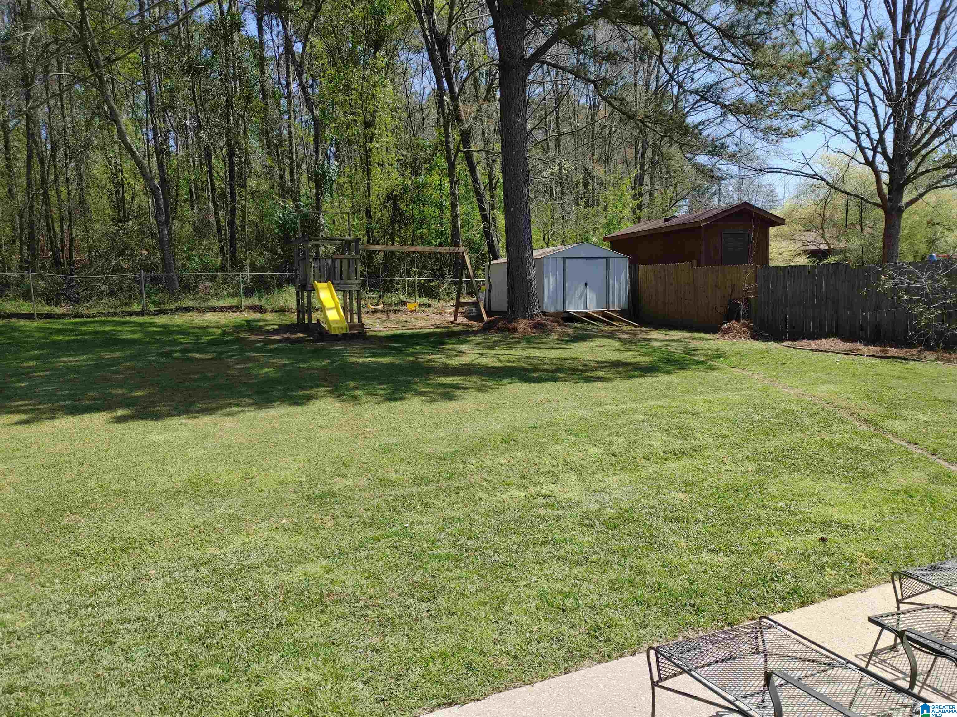 916 Pinecrest Road Sylacauga, AL 35151 - Photo 8 of 21