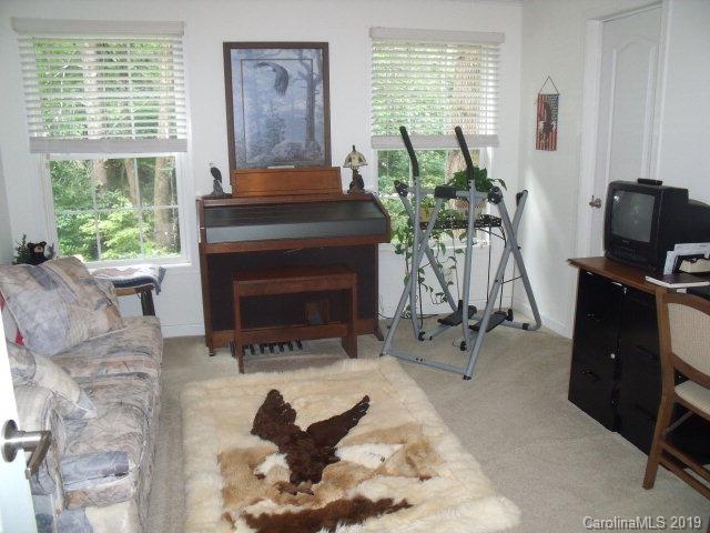 8093 Buck Creek Road Marion, NC 28752 - Photo 20 of 30 Gallery Image 20