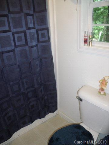8093 Buck Creek Road Marion, NC 28752 - Photo 28 of 30 Gallery Image 28