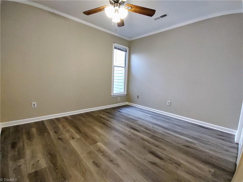 106 Pebble Ridge Lane Winston-Salem, NC 27104 - Photo 11 of 13 Gallery Image 11