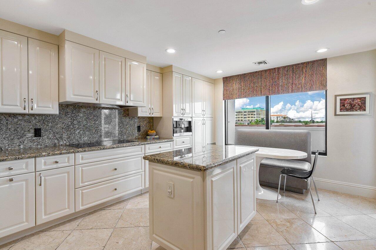 200 East Palmetto Park Road, Unit 401 Boca Raton, FL 33432 - Photo 15 of 52 Kitchen