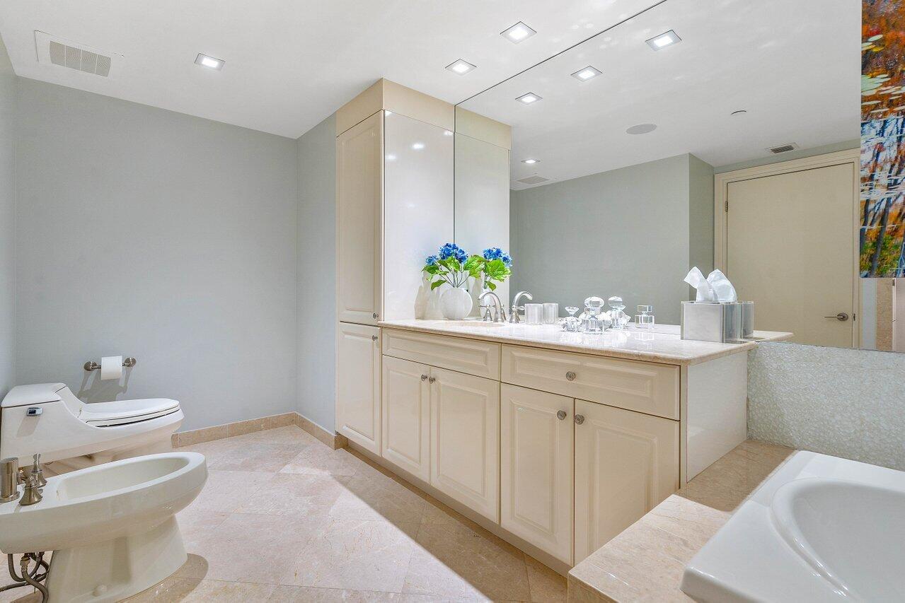 200 East Palmetto Park Road, Unit 401 Boca Raton, FL 33432 - Photo 21 of 52 "Her" Bathroom