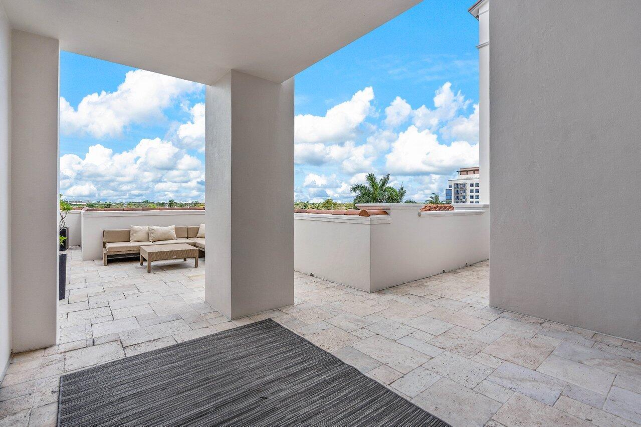 200 East Palmetto Park Road, Unit 401 Boca Raton, FL 33432 - Photo 25 of 52 Covered Balcony