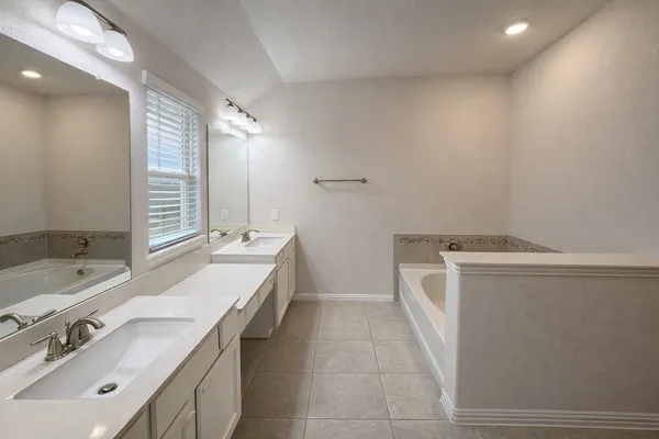 $2,450 | 4205 Hannover Way, Round Rock, TX 78681