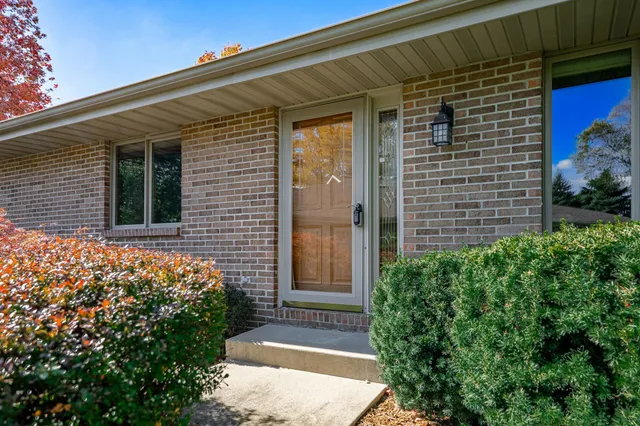 $295,000 | 7220 Weathered Oak Lane, Rockford, IL 61107