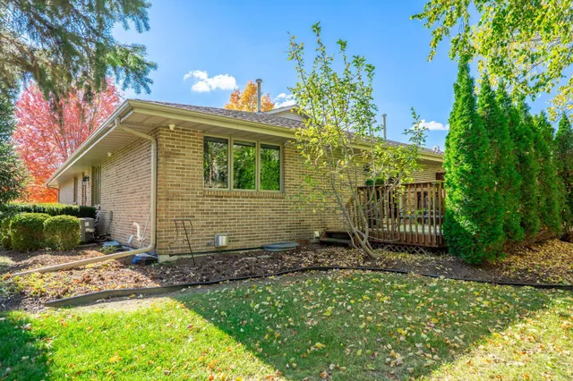 $295,000 | 7220 Weathered Oak Lane, Rockford, IL 61107