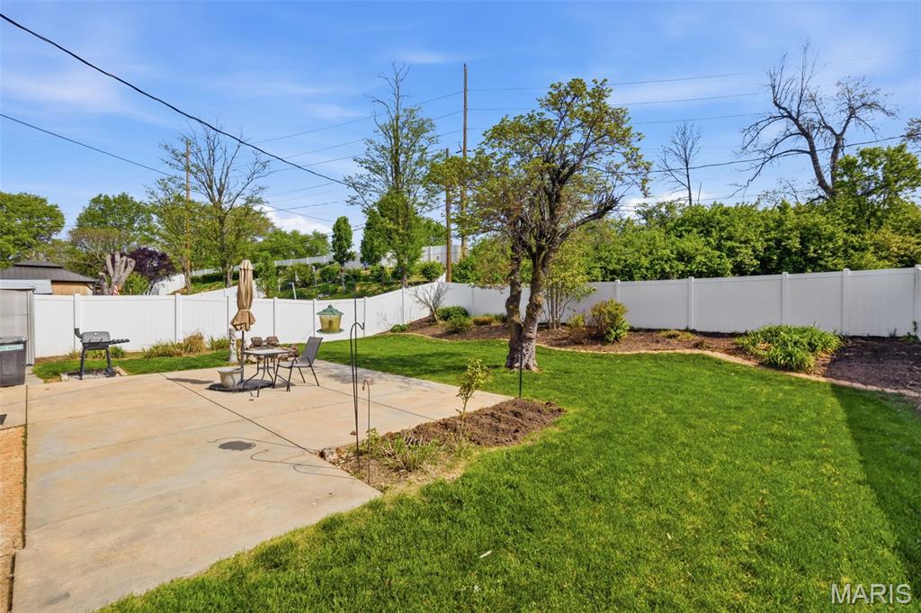 509 Aqua Ridge Drive St. Louis, MO 63129 - Photo 25 of 27