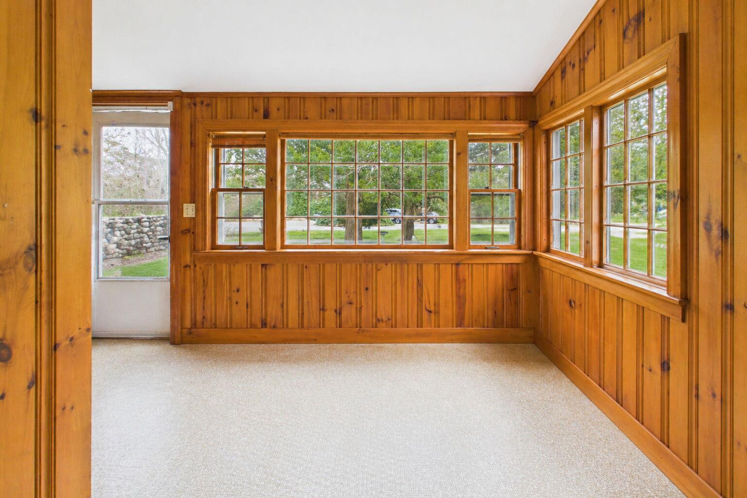 243 Old County Road East Sandwich, MA 02537 - Photo 21 of 40 15-web-or-mls-243 OLD COUNTY RD_EMPTY_01