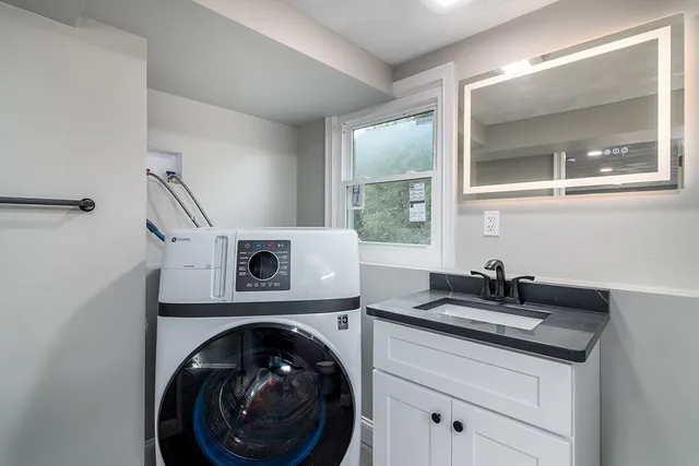 $499,000 | 19 Nichols Lane, Westerly, RI 02891