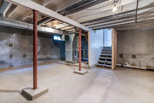 $499,000 | 19 Nichols Lane, Westerly, RI 02891