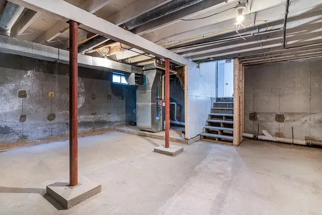 $499,000 | 19 Nichols Lane, Westerly, RI 02891