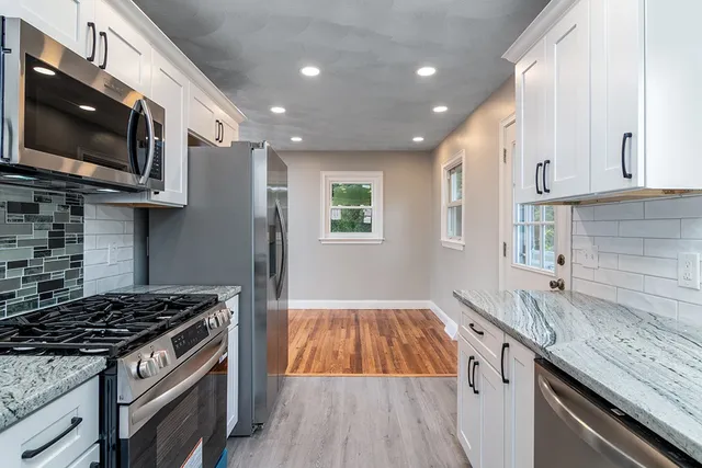 $499,000 | 19 Nichols Lane, Westerly, RI 02891