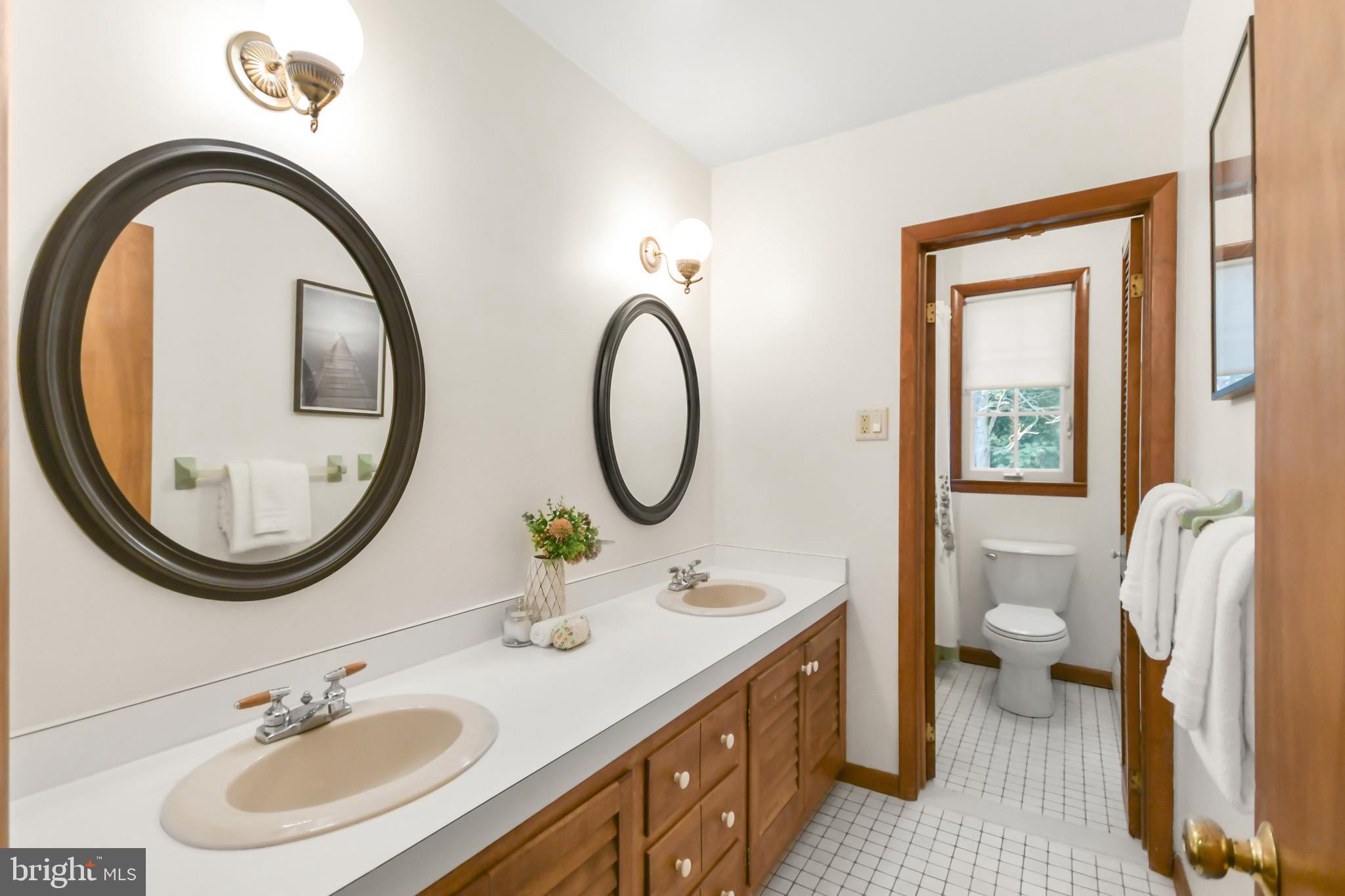 1321 Western Chapel Road New Windsor, MD 21776 - Photo 59 of 90 Hall Full Bath