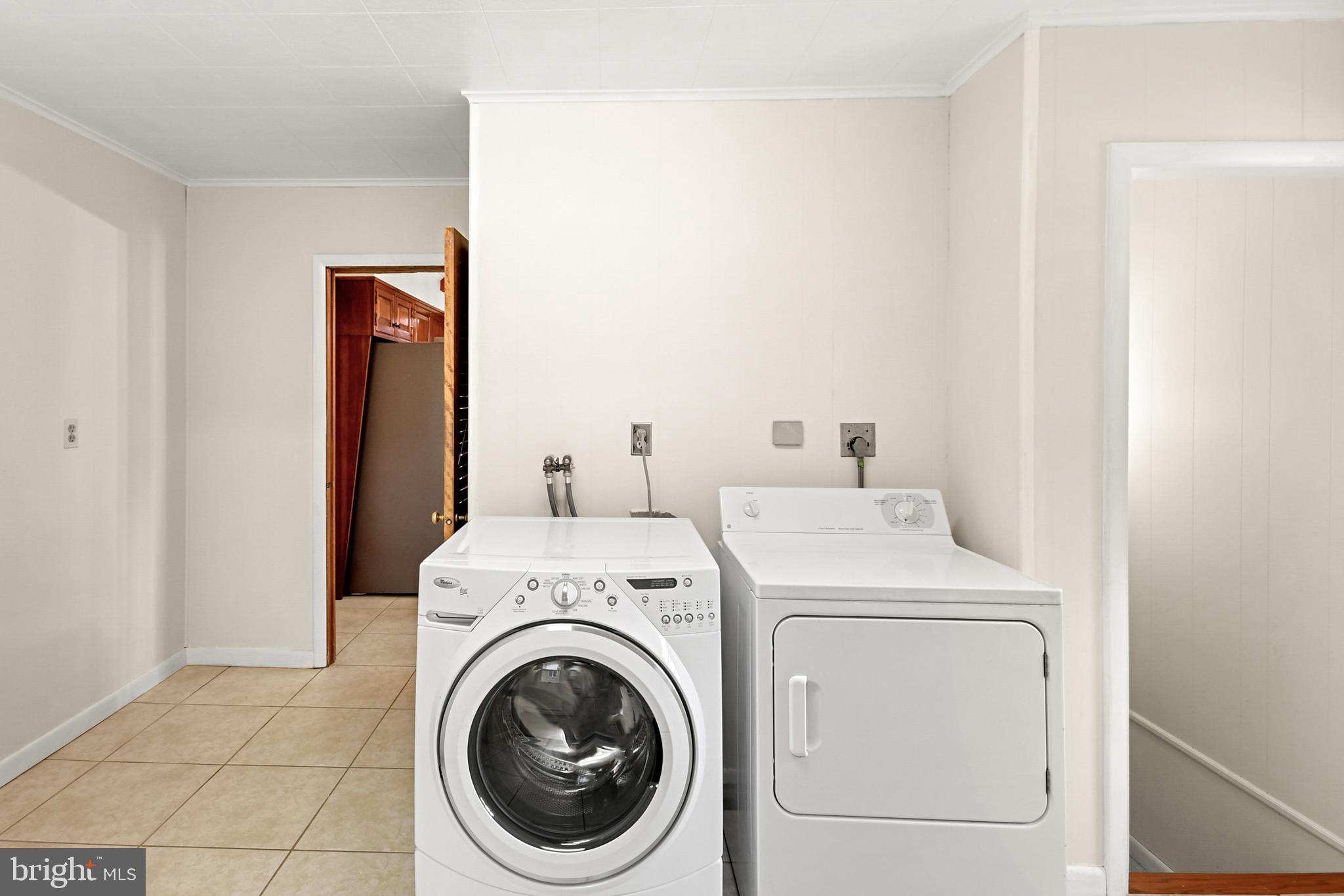 1321 Western Chapel Road New Windsor, MD 21776 - Photo 63 of 90 Laundry