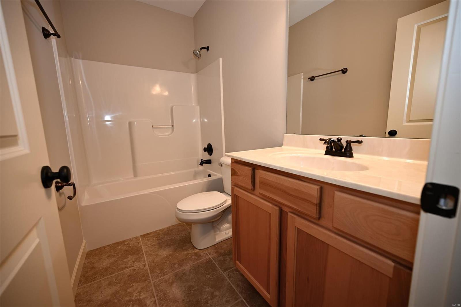 115 Briar Ridge Maryville, IL 62062 - Photo 29 of 38 Gallery Image 29