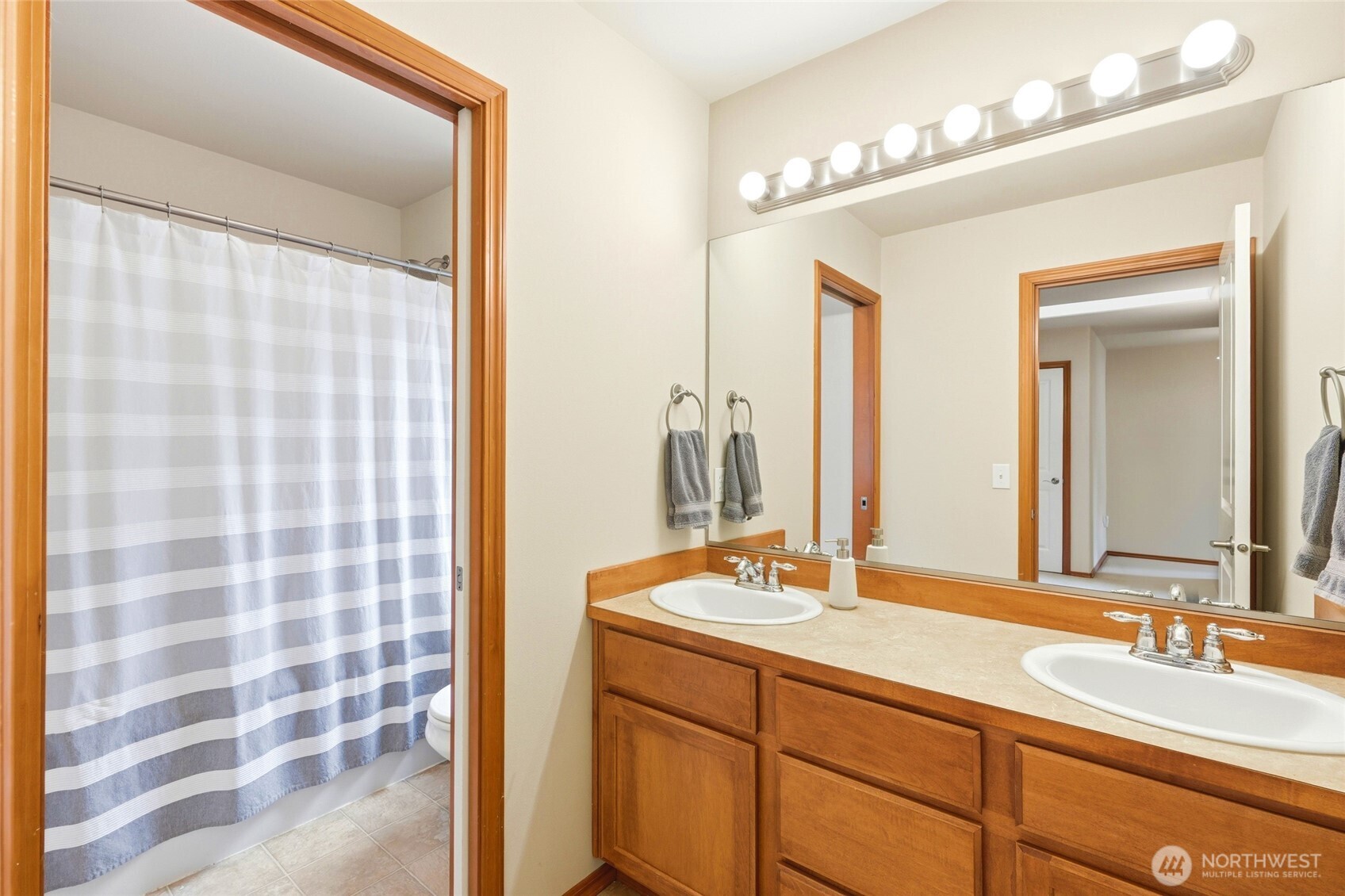 16306 37th Drive Southeast Bothell, WA 98012 - Photo 32 of 39