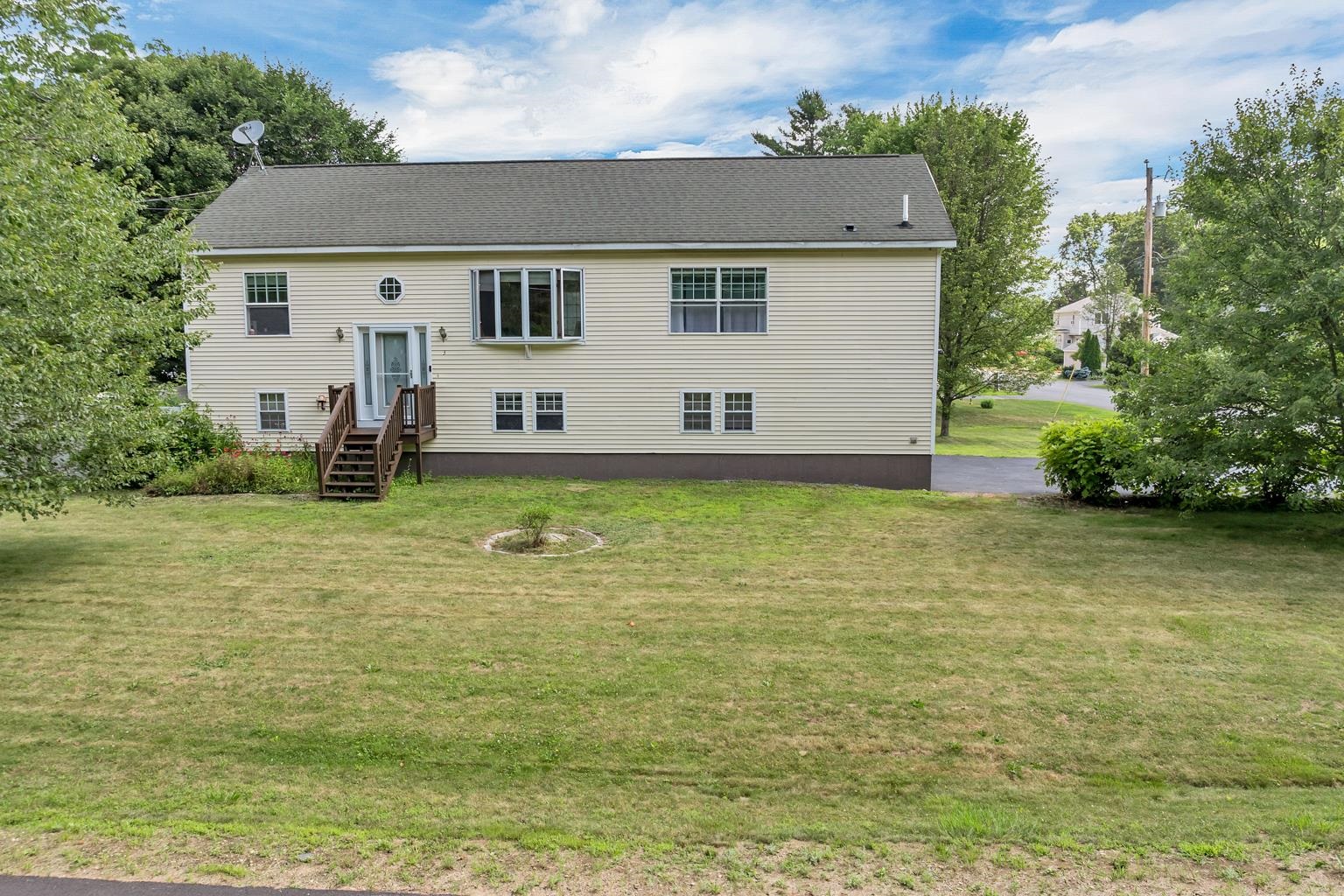 3 Amanda Street Rochester, NH 03867 - Photo 1 of 31