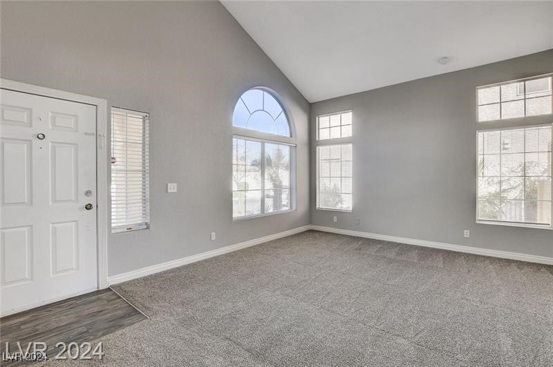 8863 Chapman Point Las Vegas, NV 89129 - Photo 3 of 38