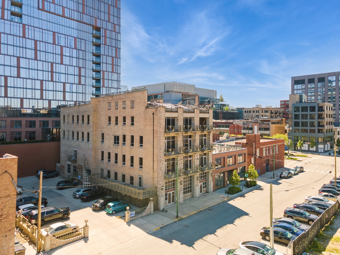 165 North May Street Chicago, IL 60607 - Photo 17 of 36