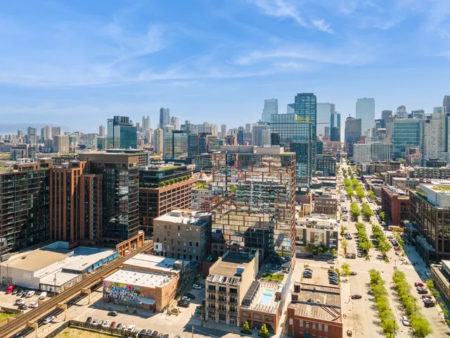 $8,000,000 | 165 North May Street, Chicago, IL 60607