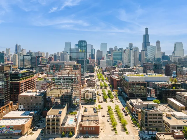 $8,000,000 | 165 North May Street, Chicago, IL 60607