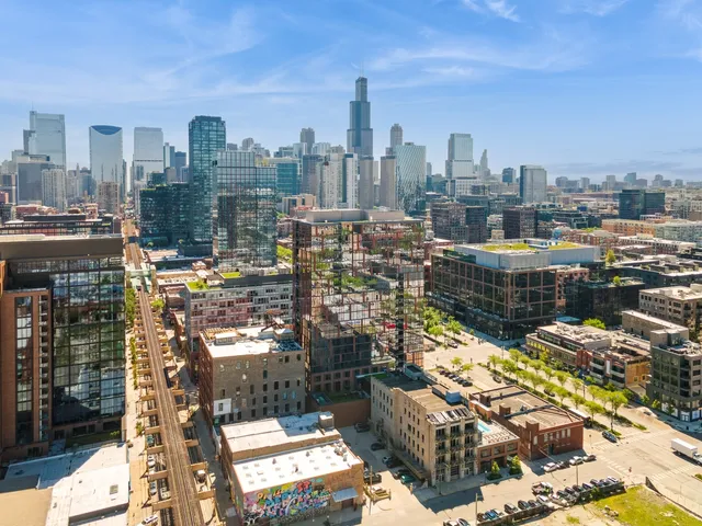 $8,000,000 | 165 North May Street, Chicago, IL 60607