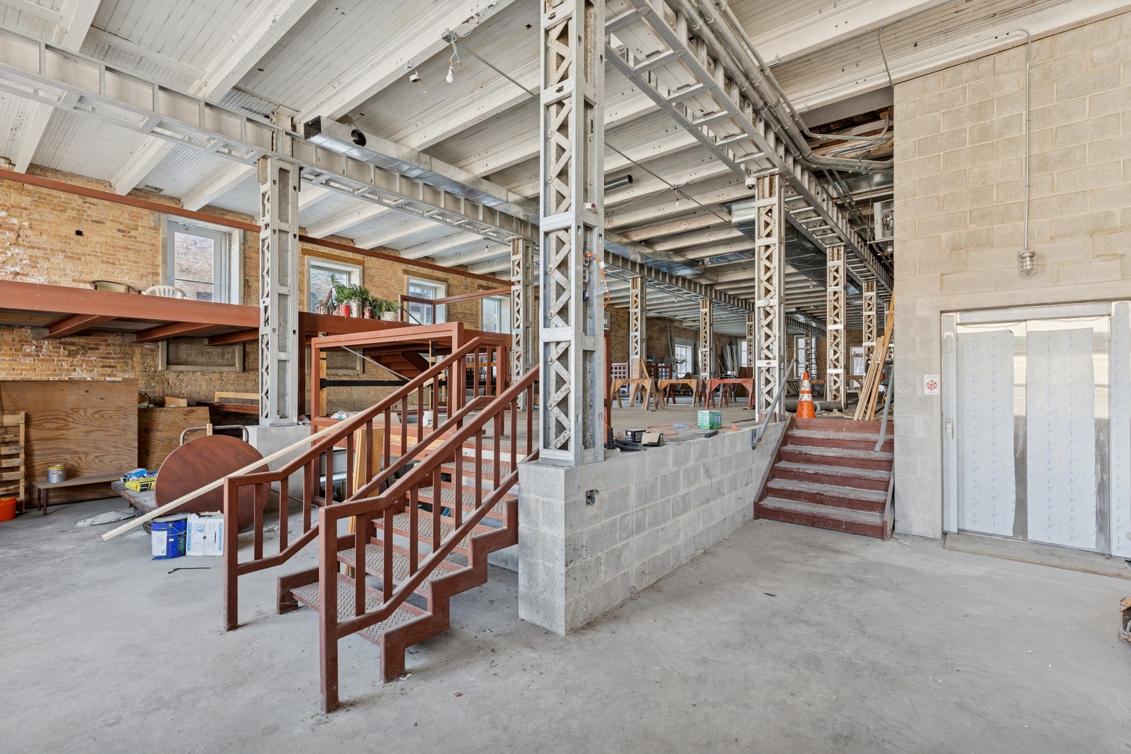 165 North May Street Chicago, IL 60607 - Photo 8 of 36