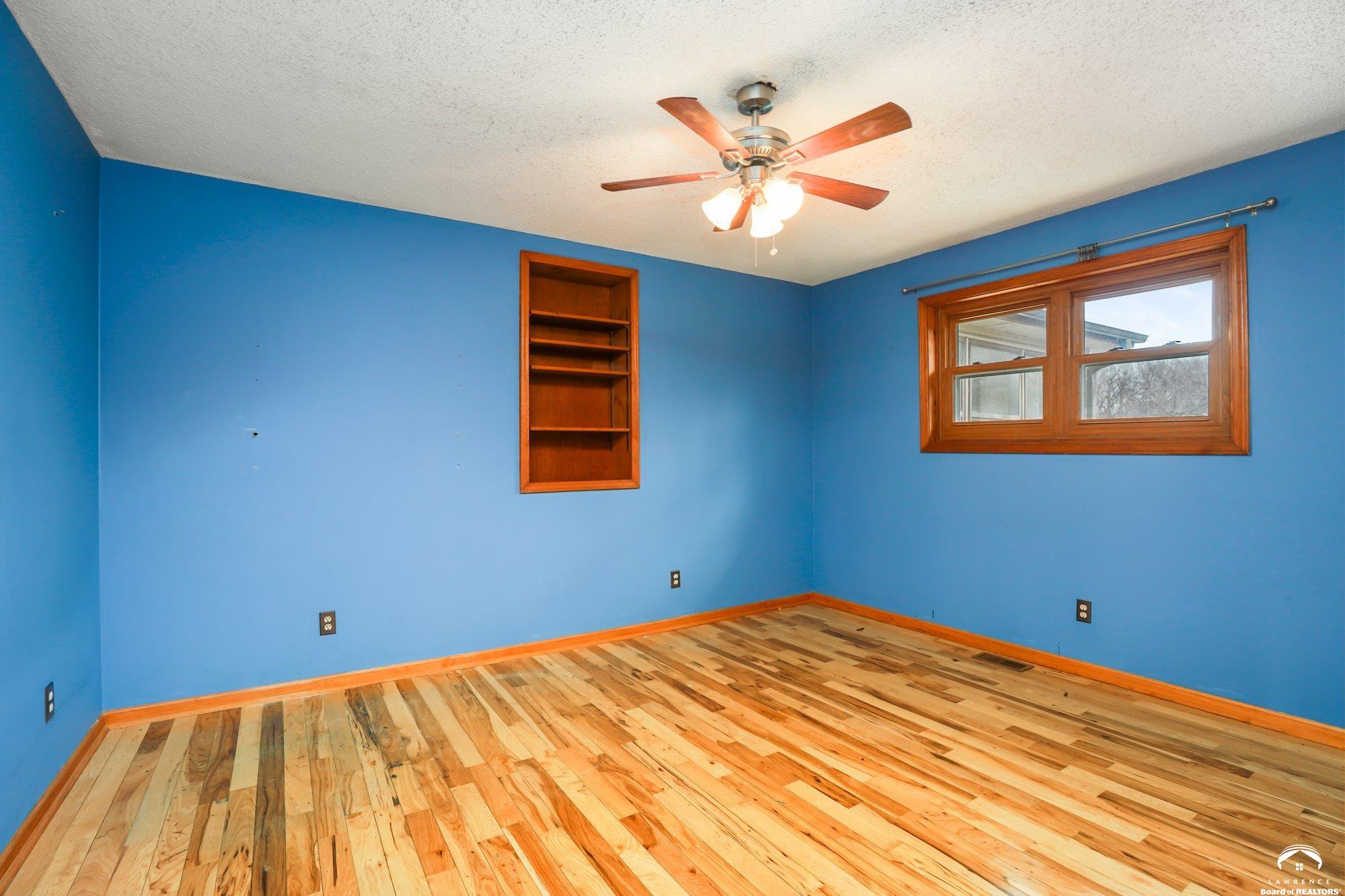 2140 Phillips Road Perry, KS 66073 - Photo 13 of 32
