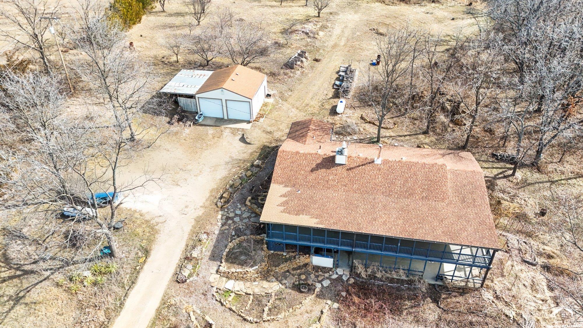 2140 Phillips Road Perry, KS 66073 - Photo 27 of 32
