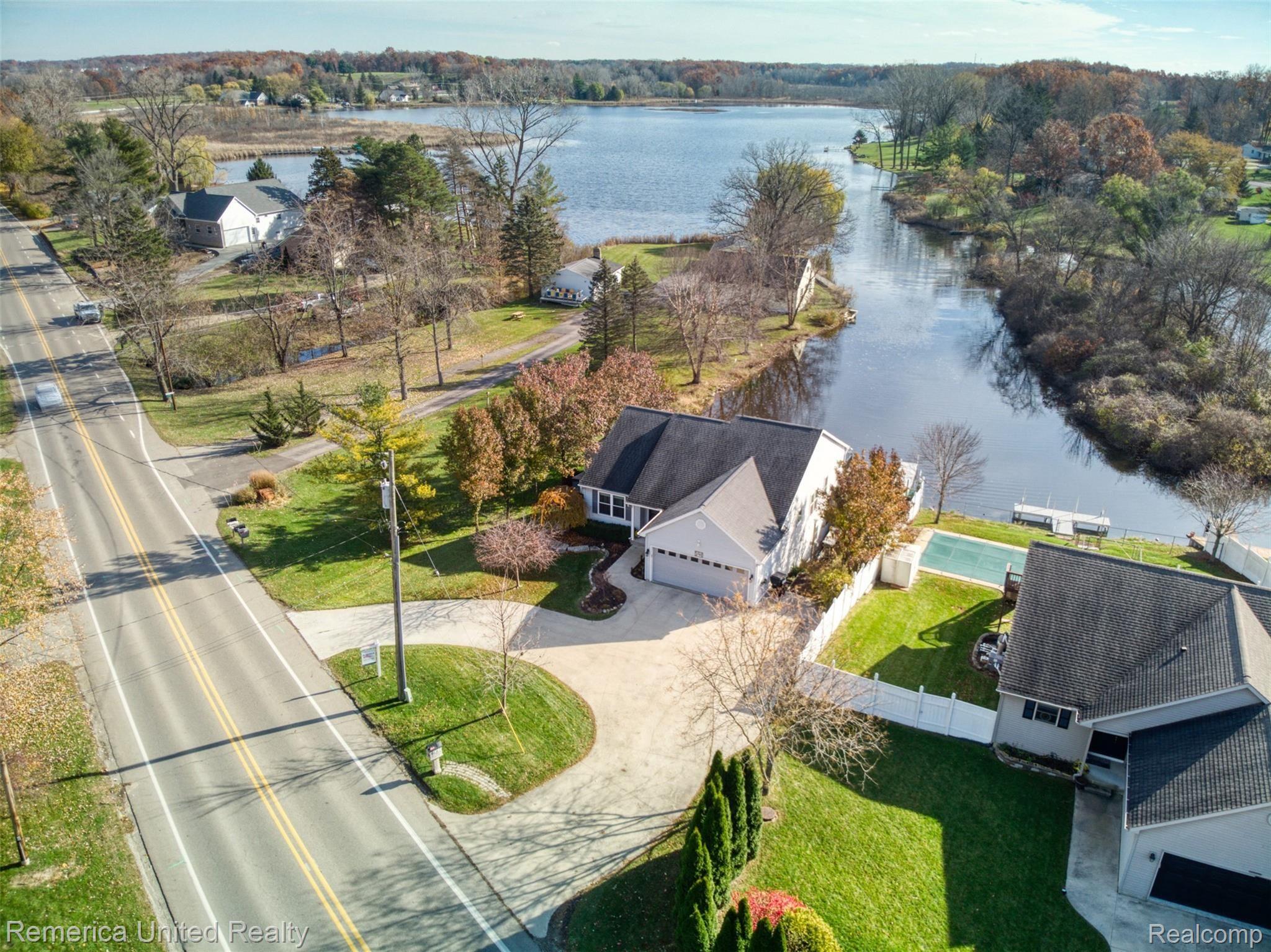2686 Golf Club Road Howell, MI 48843 - Photo 52 of 78 2686GolfClubRd_Aerial_B2Media_Webb Realty Pros
