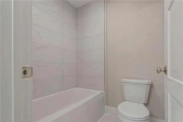 $640,000 | 1108 Southwest Whispering Willow Way, Blue Springs, MO 64064