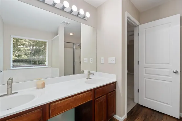 $385,000 | 136 Wiley Parc Circle, Woodstock, GA 30188