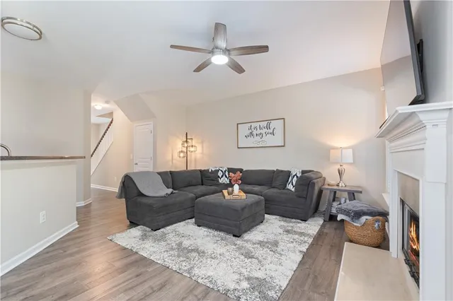 $385,000 | 136 Wiley Parc Circle, Woodstock, GA 30188