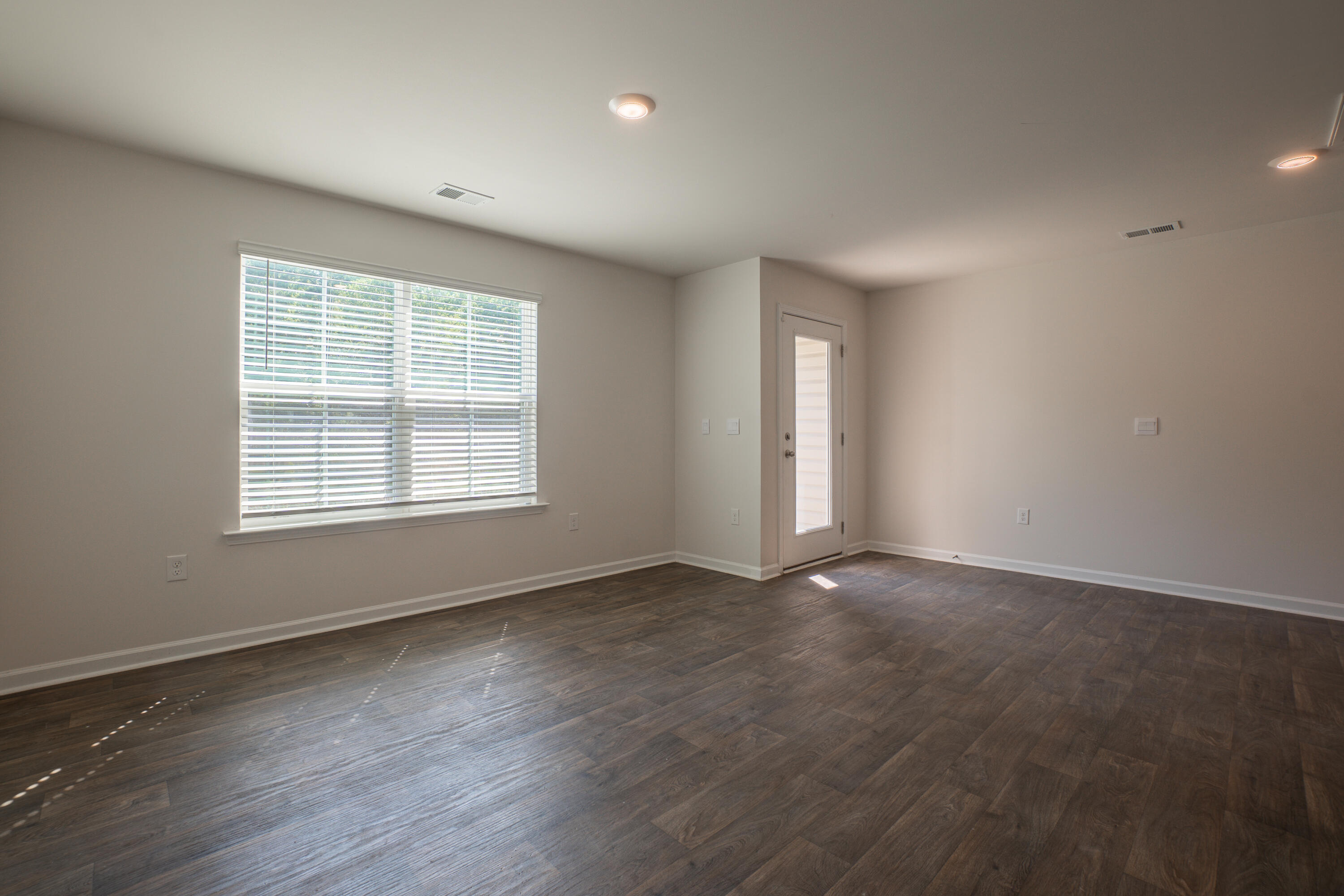 224 Wall Street Sumter, SC 29150 - Photo 8 of 22 DSC08587-HDR