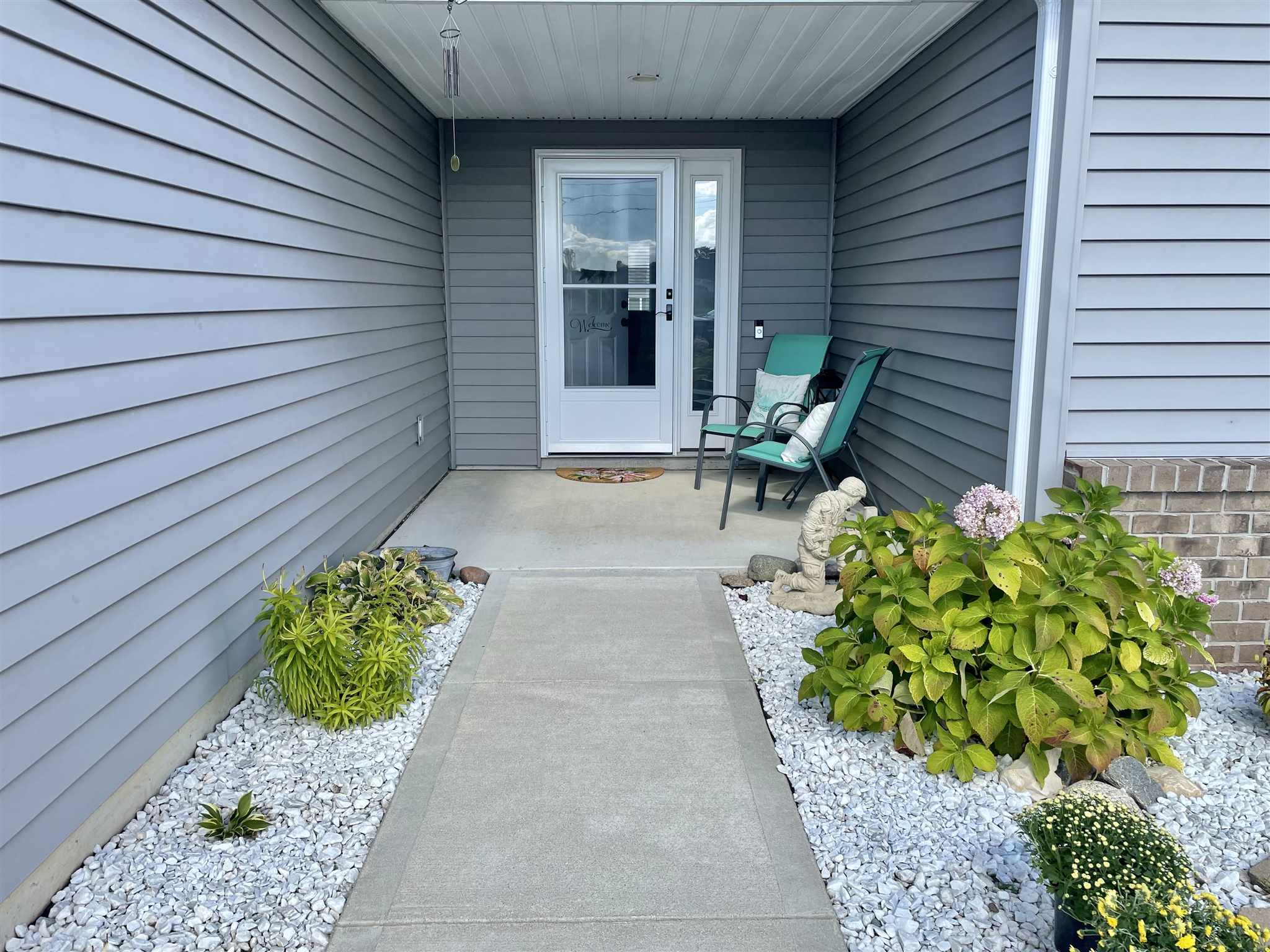 2696 Stonecrop Road Huntertown, IN 46748 - Photo 3 of 29